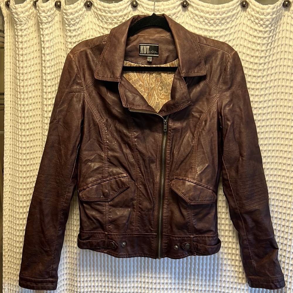 Brown Leather Jacket Size Medium - image 2